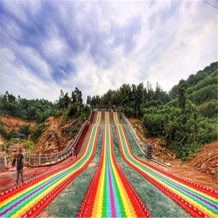 郴州彩虹滑道项目